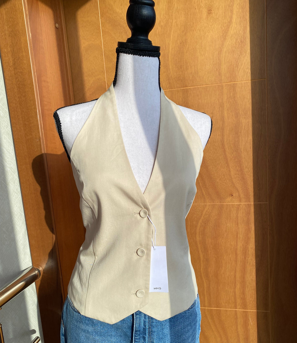 MNG Vest