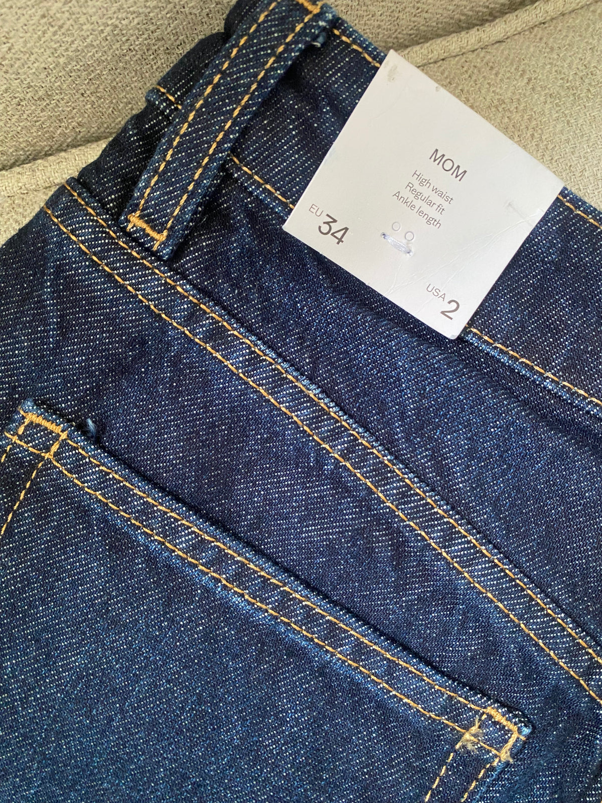 MOM Jeans | MNG
