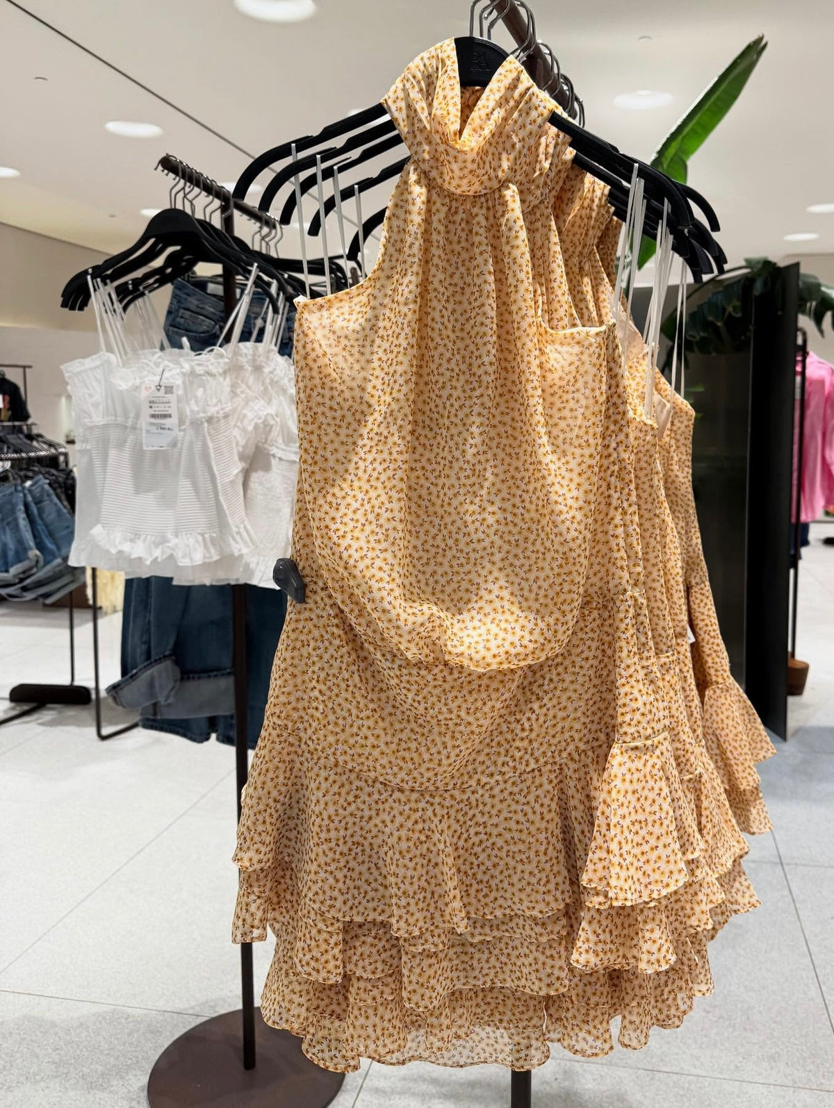 Z A R 🌻 | Dress